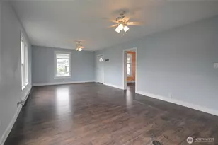 619 W Perry St, Aberdeen, WA 98520 - Photo 7