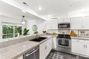 1940 S 368th Pl, Federal Way, WA 98003 - Photo 13