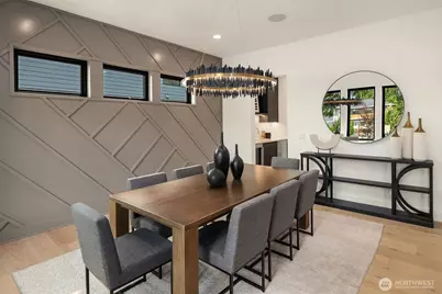 10411 NE 28th Place, Bellevue, WA 98004 - Photo 3