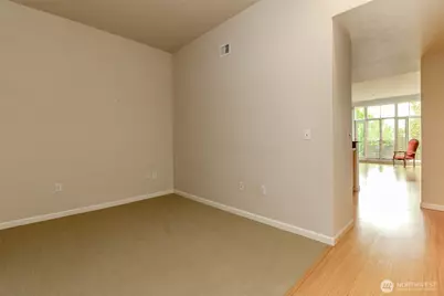 17 W Mercer Street #301, Seattle, WA 98119 - Photo 15