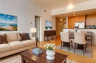 17 W Mercer St, Seattle, WA 98119 - Photo 11