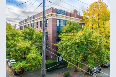 605 E Denny Way, Seattle, WA 98122 - Photo 13