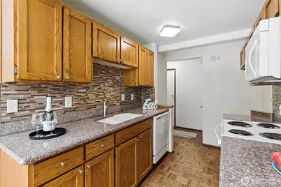 26425 Pennsylvania Avenue NE #34, Kingston, WA 98346 - Photo 7