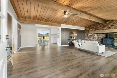 18008 202nd Street E, Orting, WA 98360 - Photo 3