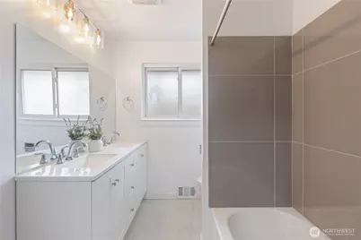 16624 3rd Avenue S, Burien, WA 98148 - Photo 11