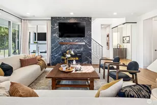 13725 SE 85th St, Newcastle, WA 98059 - Photo 3