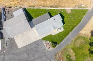 10624 Handicap Dr SE, Warden, WA 98857 - Photo 9