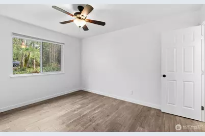 29191 Scenic Drive NE, Poulsbo, WA 98370 - Photo 15