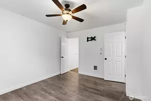 29191 Scenic Dr NE, Poulsbo, WA 98370 - Photo 13