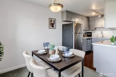 3814 11th Avenue W #Apt 23, Seattle, WA 98119 - Photo 7