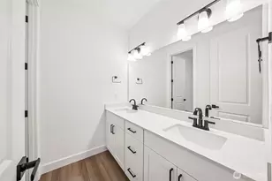 20402 145th Street E, Bonney Lake, WA 98391 - Photo 19