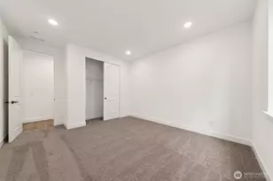 20402 145th Street E, Bonney Lake, WA 98391 - Photo 9