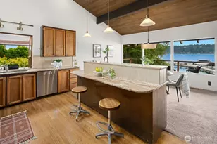 4723 Lakehurst Ln, Bellevue, WA 98006 - Photo 15