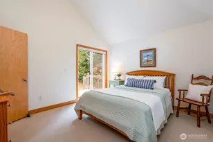 26 Sound Pl, Hat Island, WA 98206 - Photo 15