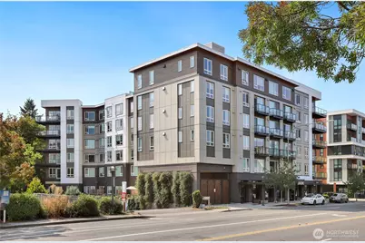 11903 NE 128th Street #204, Kirkland, WA 98034 - Photo 1