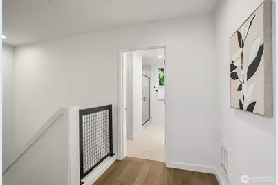 6562 Ravenna Avenue NE, Seattle, WA 98115 - Photo 17