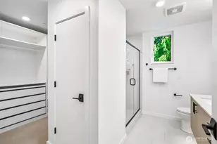 6562 Ravenna Ave NE, Seattle, WA 98115 - Photo 21