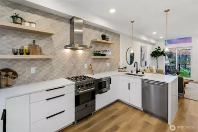 4302 S Holden Street, Seattle, WA 98118 - Photo 9