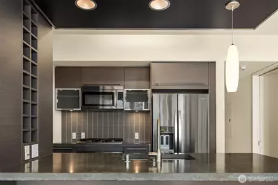 820 Blanchard Street #803, Seattle, WA 98121 - Photo 11