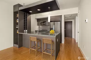 820 Blanchard St, Seattle, WA 98121 - Photo 5