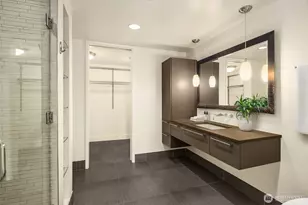 820 Blanchard St, Seattle, WA 98121 - Photo 7