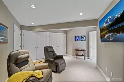 7800 SE 27th Street #503, Mercer Island, WA 98040 - Photo 31