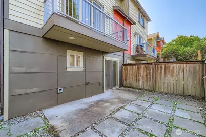 3635 Evanston Avenue N #B, Seattle, WA 98103 - Photo 9