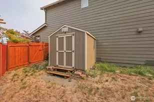 9822 201st St E, Graham, WA 98338 - Photo 25