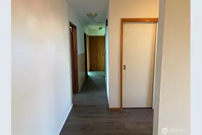 9008 Bong Loop #B, Moses Lake, WA 98837 - Photo 29