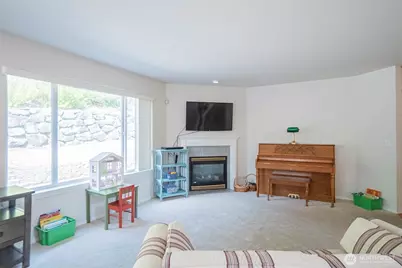 6401 60th Street W, University Place, WA 98467 - Photo 13