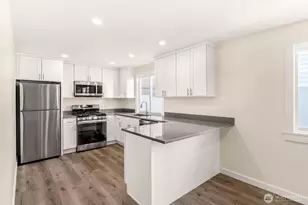 9251 Ashworth Ave N, Seattle, WA 98103 - Photo 29