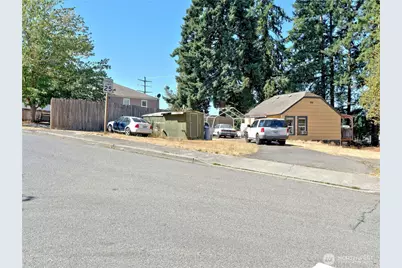 1409 Monroe Avenue NE, Renton, WA 98056 - Photo 5