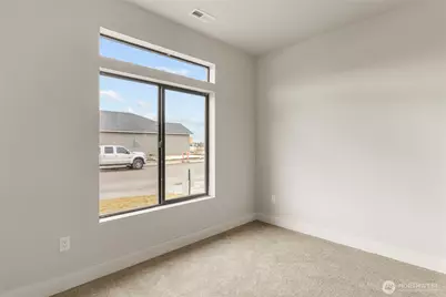 579 S Perry Avenue, East Wenatchee, WA 98802 - Photo 17