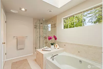 2015 Mill Pointe Drive SE, Mill Creek, WA 98012 - Photo 29