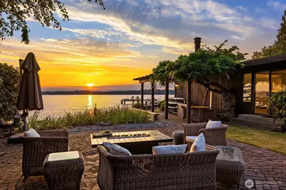 6209 Lake Washington Blvd NE, Kirkland, WA 98033 - Photo 1