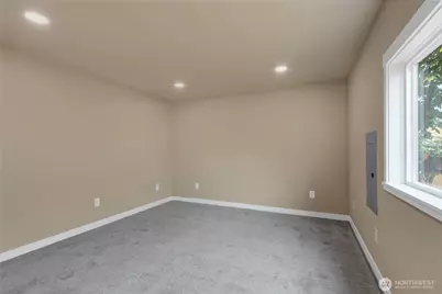 1032 111th Street S, Tacoma, WA 98444 - Photo 11