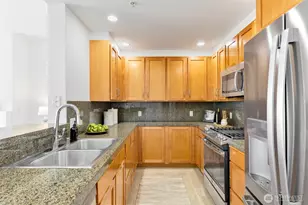 2607 Western Ave, Seattle, WA 98121 - Photo 15