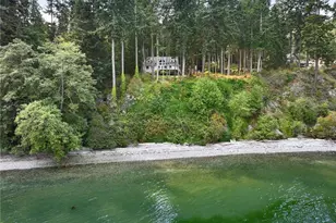 2151 N Bluff Rd, Greenbank, WA 98253 - Photo 37