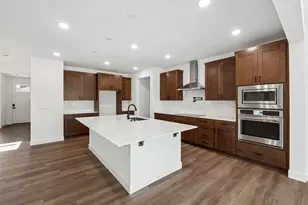 20267 145th St E, Bonney Lake, WA 98391 - Photo 3