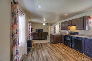 300 SW 7th Ave, Battle Ground, WA 98604 - Photo 23