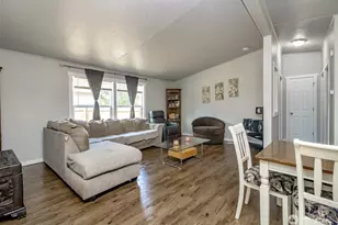 5706 257 St E, Graham, WA 98338 - Photo 9