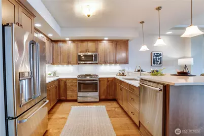 5105 Grand Loop #105, Tacoma, WA 98407 - Photo 7