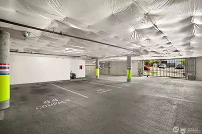 3919 Latona Avenue NE #402, Seattle, WA 98105 - Photo 19