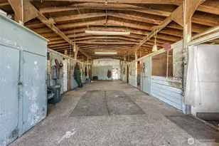 8106 224th St E, Graham, WA 98338 - Photo 21