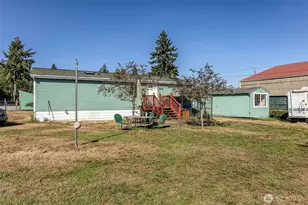 8106 224th St E, Graham, WA 98338 - Photo 31