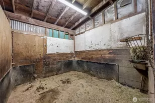 8106 224th St E, Graham, WA 98338 - Photo 25