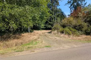 618 Sunset Ave NE, Ocean Shores, WA 98569 - Photo 1