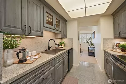 1301 Spring Street #6D, Seattle, WA 98104 - Photo 11