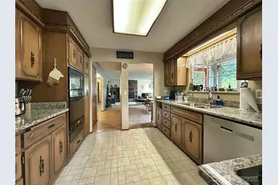 121 Pleasant View Drive, Morton, WA 98356 - Photo 13