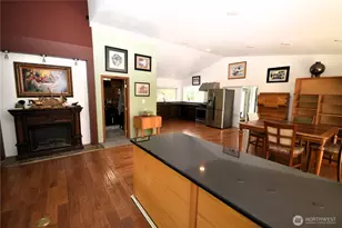 961 NE Snowcap Dr, Tahuya, WA 98588 - Photo 9